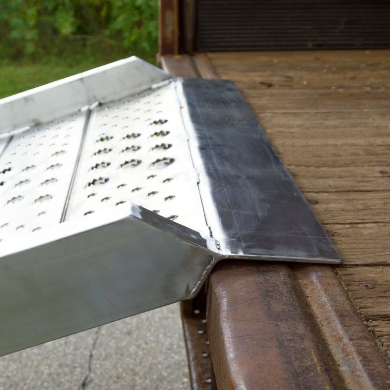HD Ramps 12' x 40-1/2" Plate End Aluminum Walk Ramp 2,000 lbs Capacity - Image 2