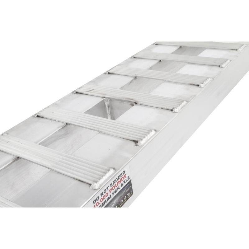 HD Ramps 14' L x 16" W x 4-1/4" H Aluminum Ramps with Hook Ends 8,000 lb. Per Axle Capacity - Image 2