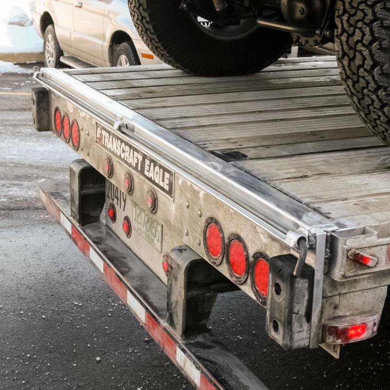 Aluminum_Skid_Seat_Attaching_Bracket_SKID-SEAT-A97_attached_to_the_trailer HD Ramps Aluminum Skid Seat Attaching Bracket for Pin-End Ramps 97" - Image 1