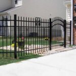 Aleko Brussels - Commercial Grade 8-Panel Steel Fence Kit - 8x6 ft. Each - Image 10